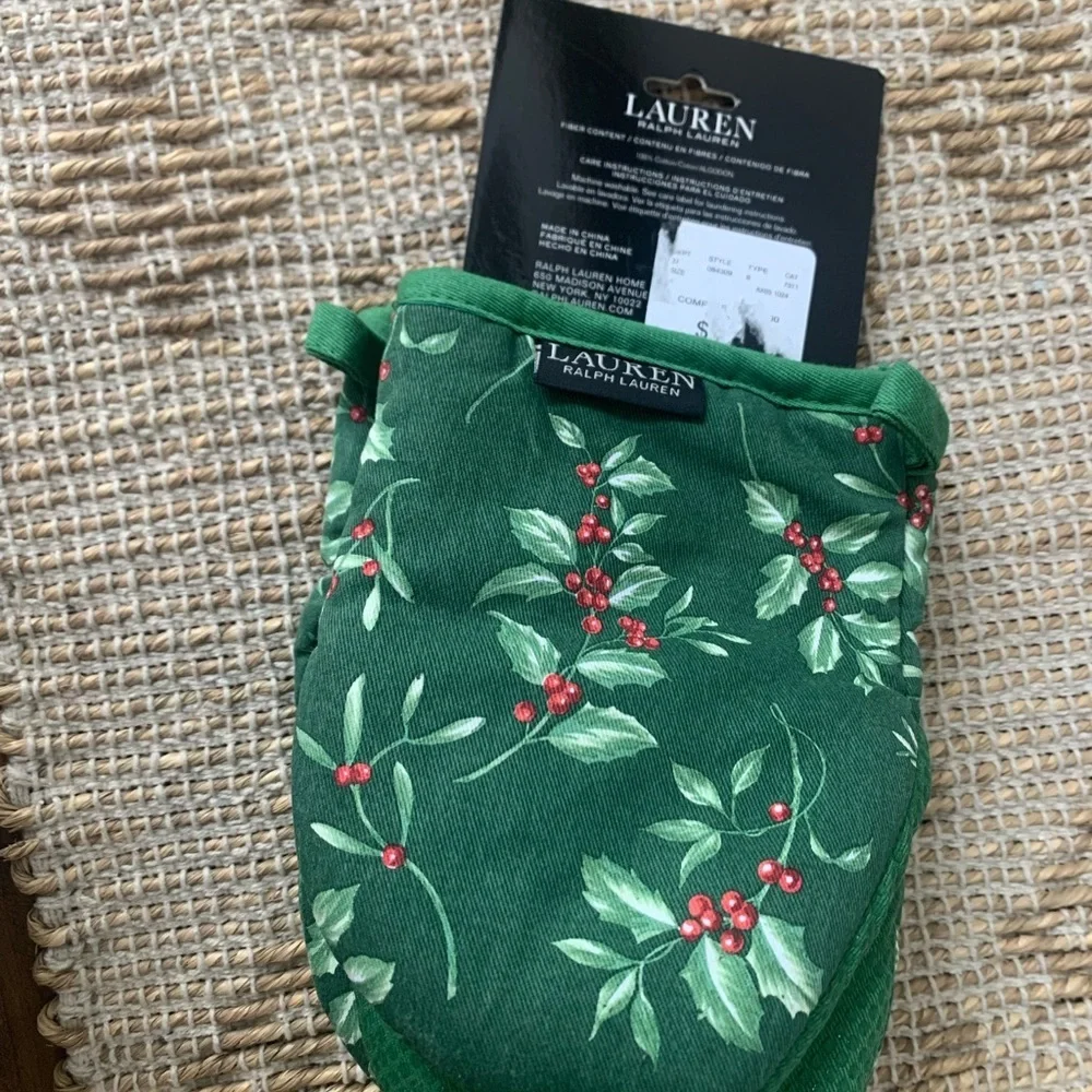 Lauren Ralph Lauren Green and Red Floral Oven Mitt